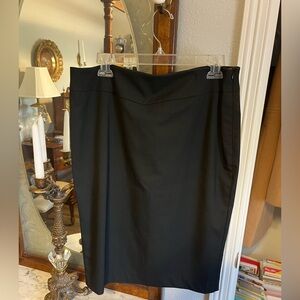 Elegant Black Women's Skirt